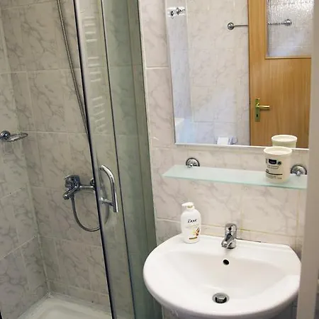 Apartment Lustral *